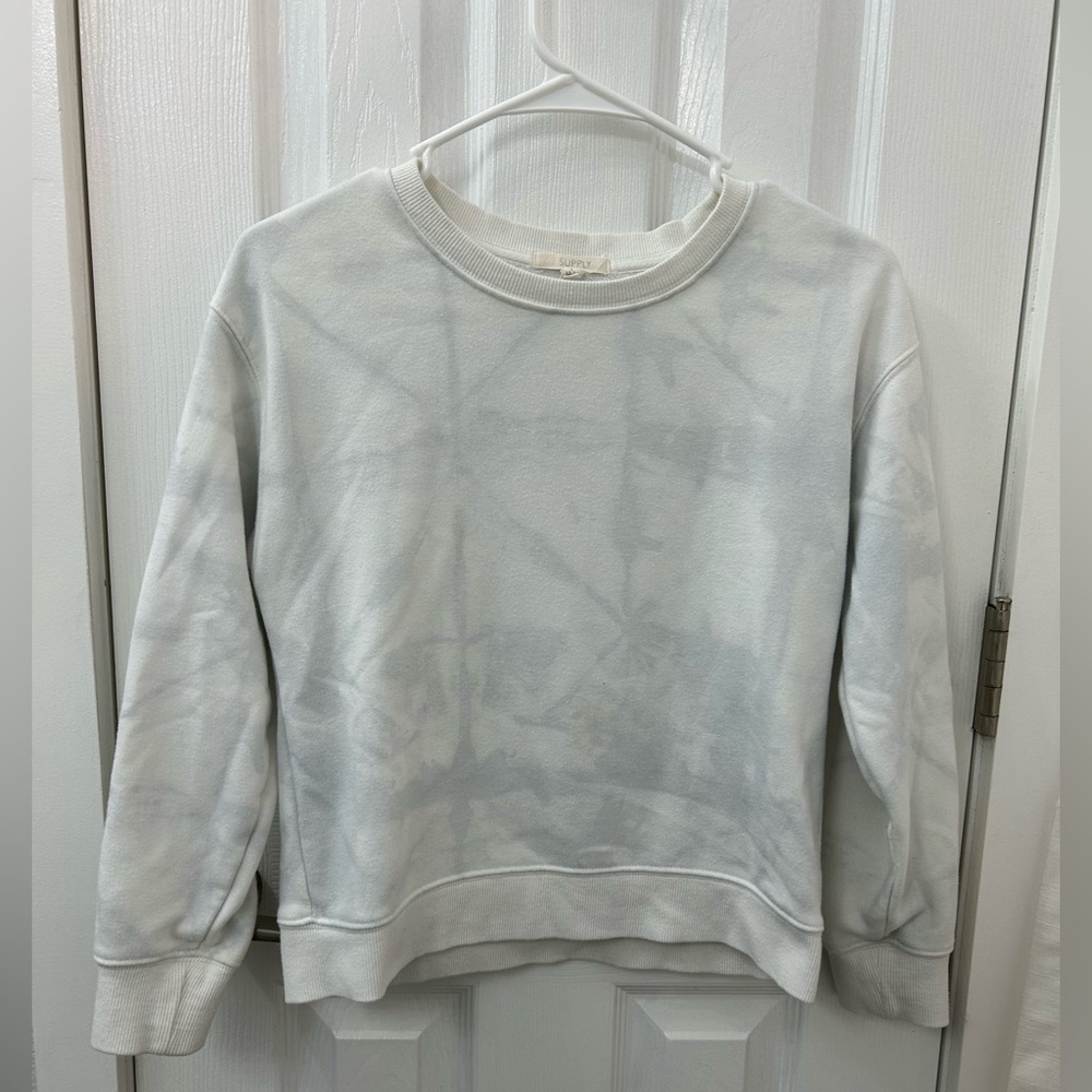 Girl’s Tie-Dye Sweatshirt - Gray and white